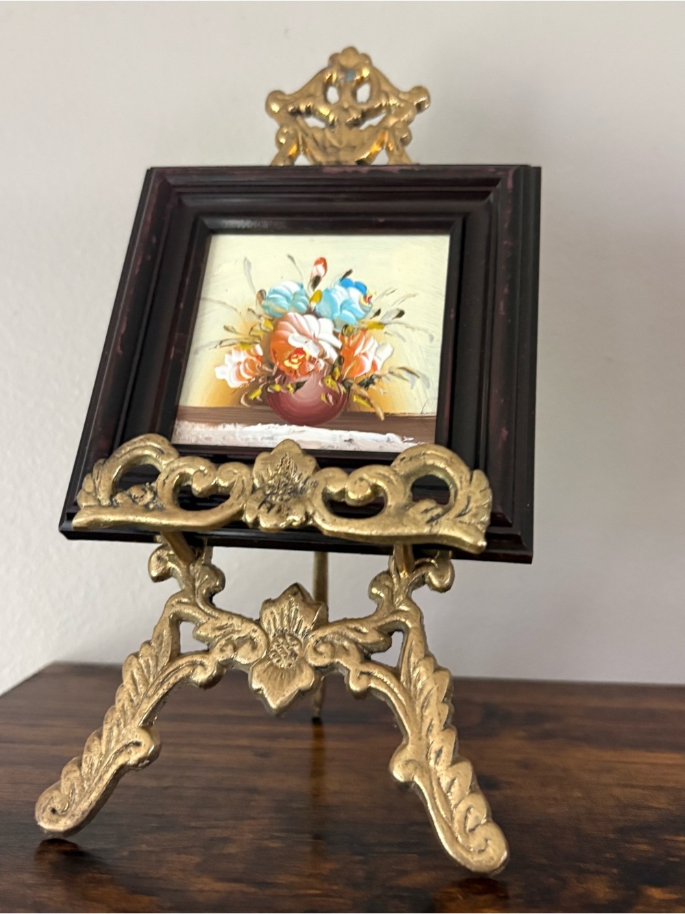 Vintage ornate brass easel
